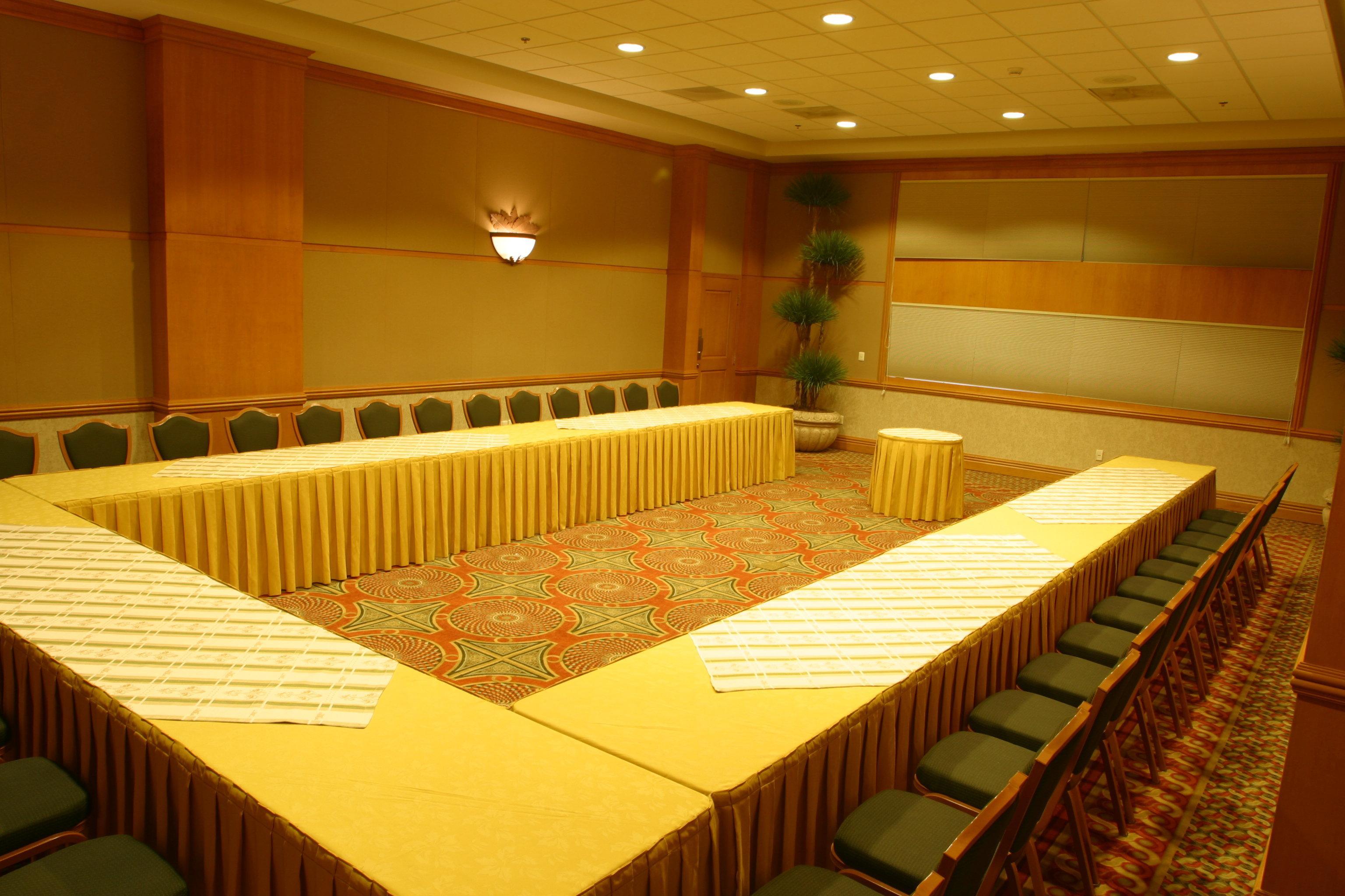 คราวน์ พลาซา ตอเรออง Hotel โทร์เรออน ภายนอก รูปภาพ