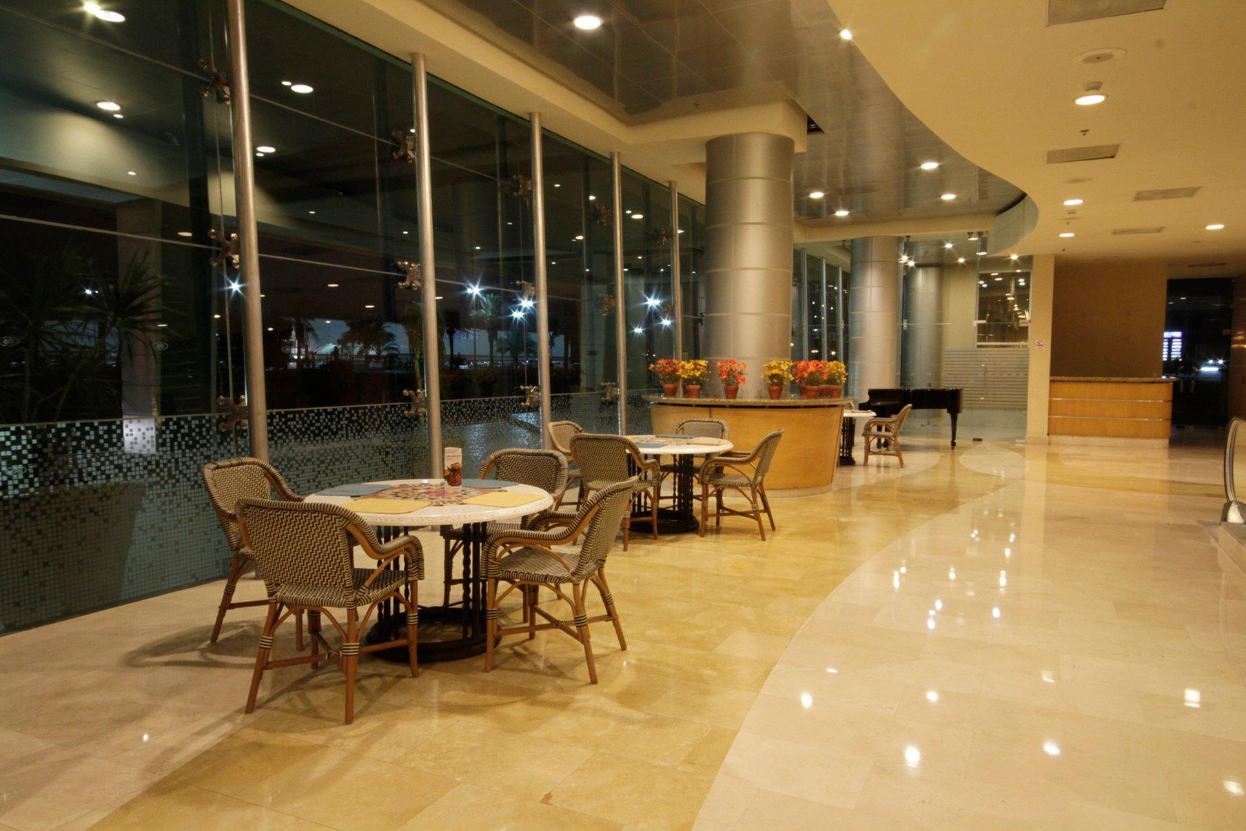 คราวน์ พลาซา ตอเรออง Hotel โทร์เรออน ภายนอก รูปภาพ